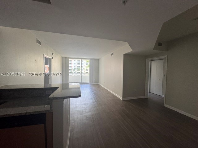 VENTURE AT AVENTURA EAST - Residential