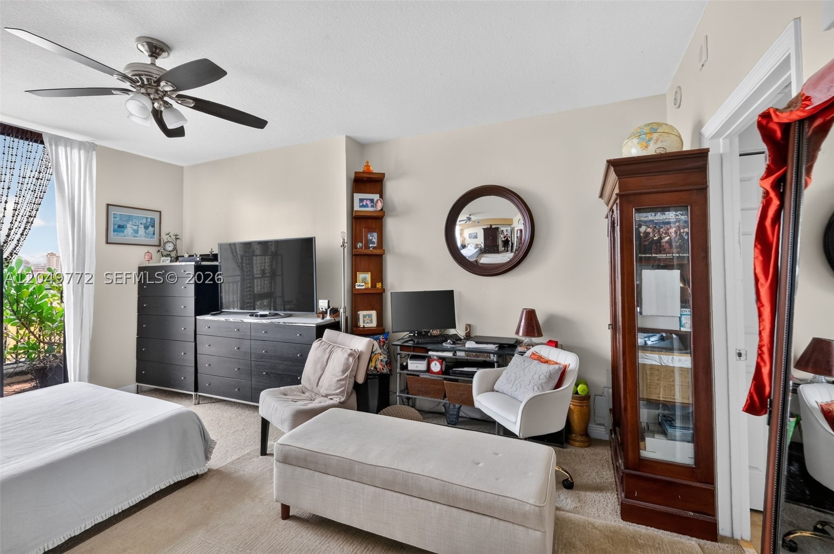 PUERTA DE PALMAS CONDO - Residential