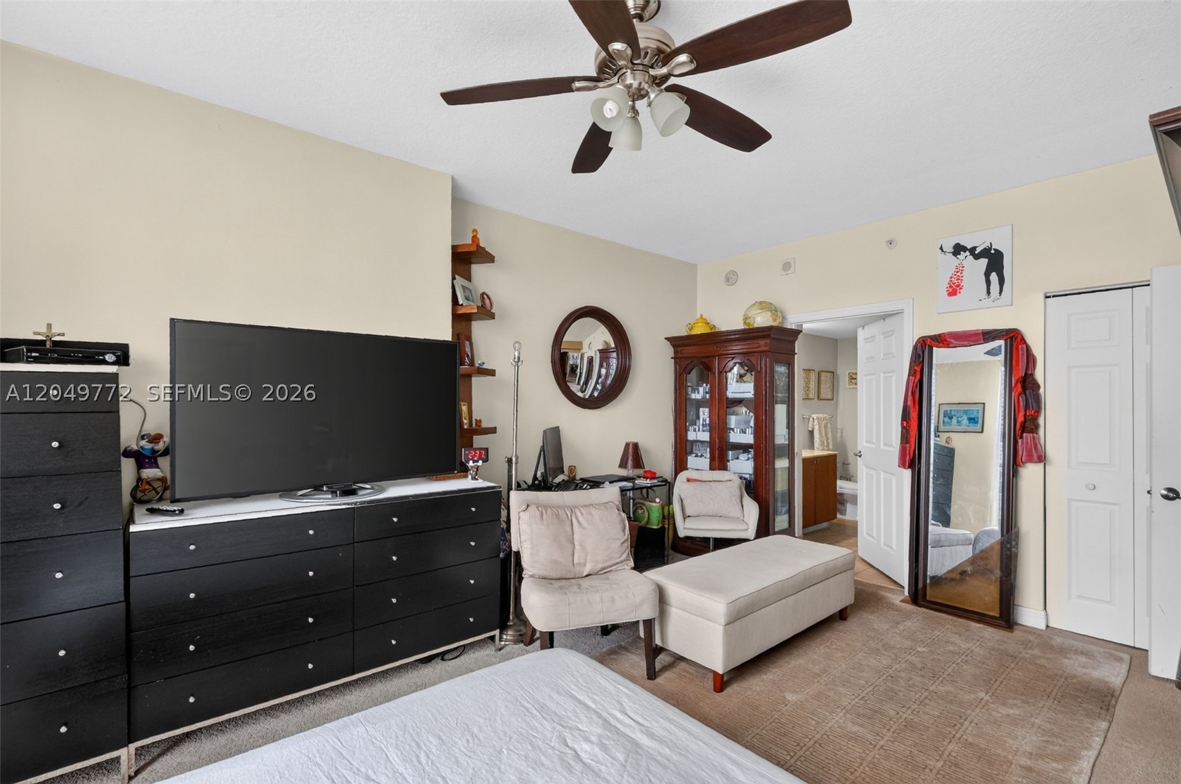 PUERTA DE PALMAS CONDO - Residential