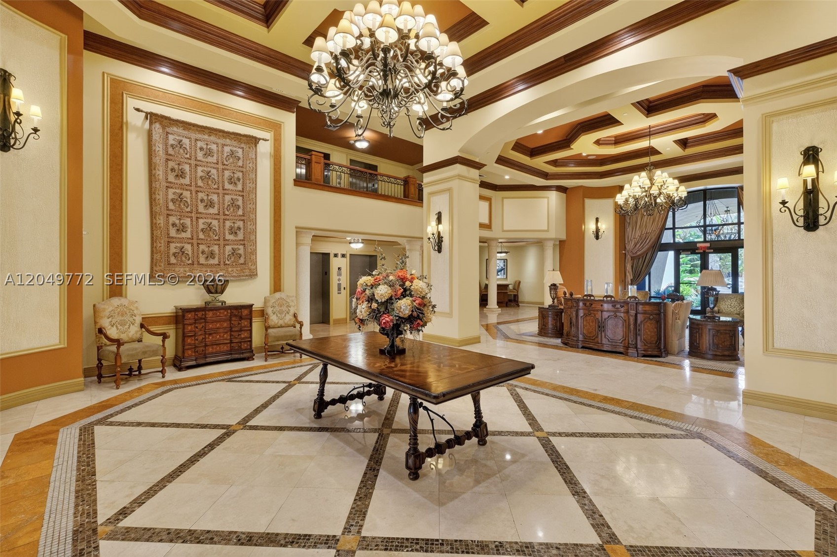 PUERTA DE PALMAS CONDO - Residential