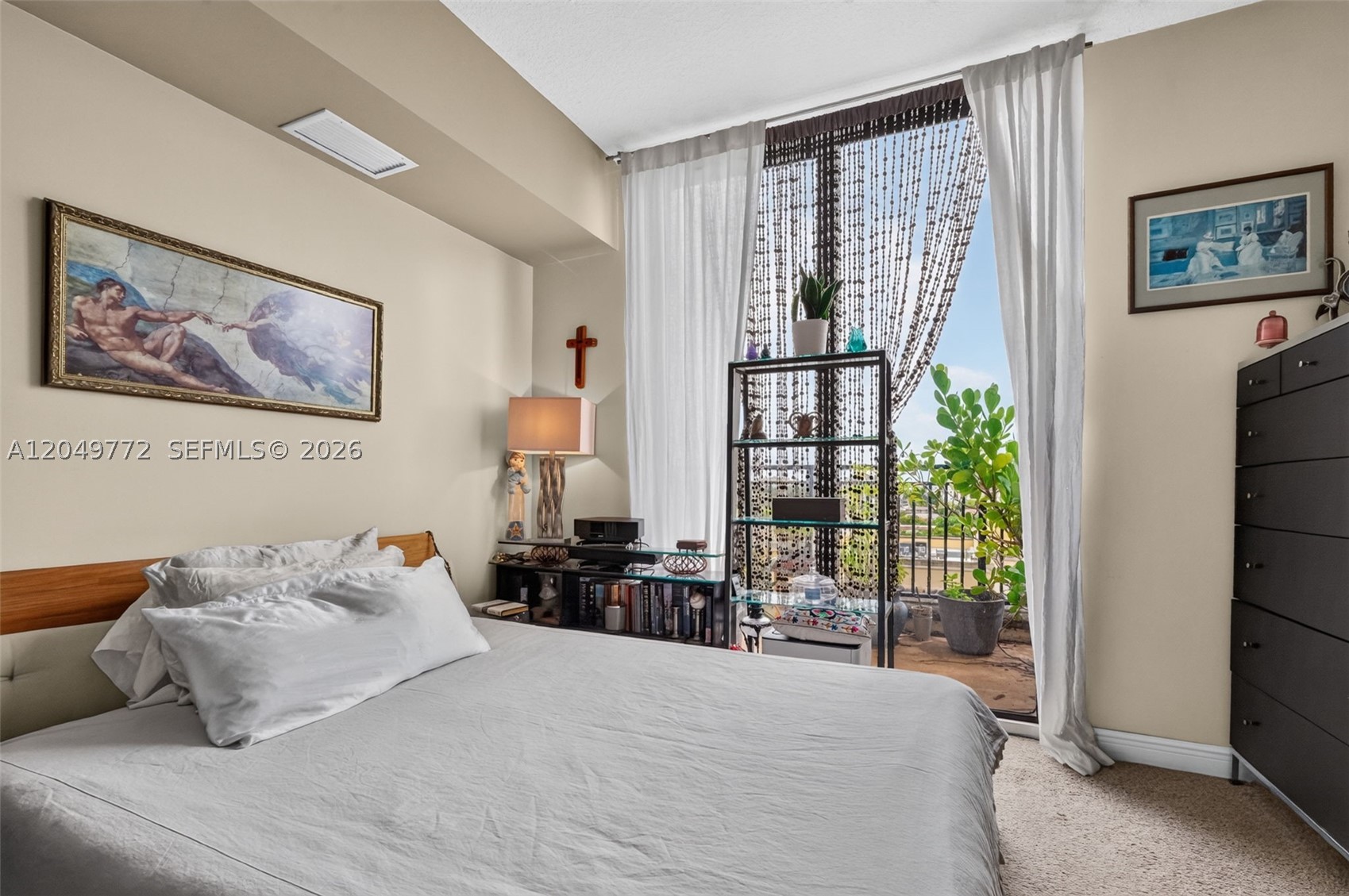 PUERTA DE PALMAS CONDO - Residential