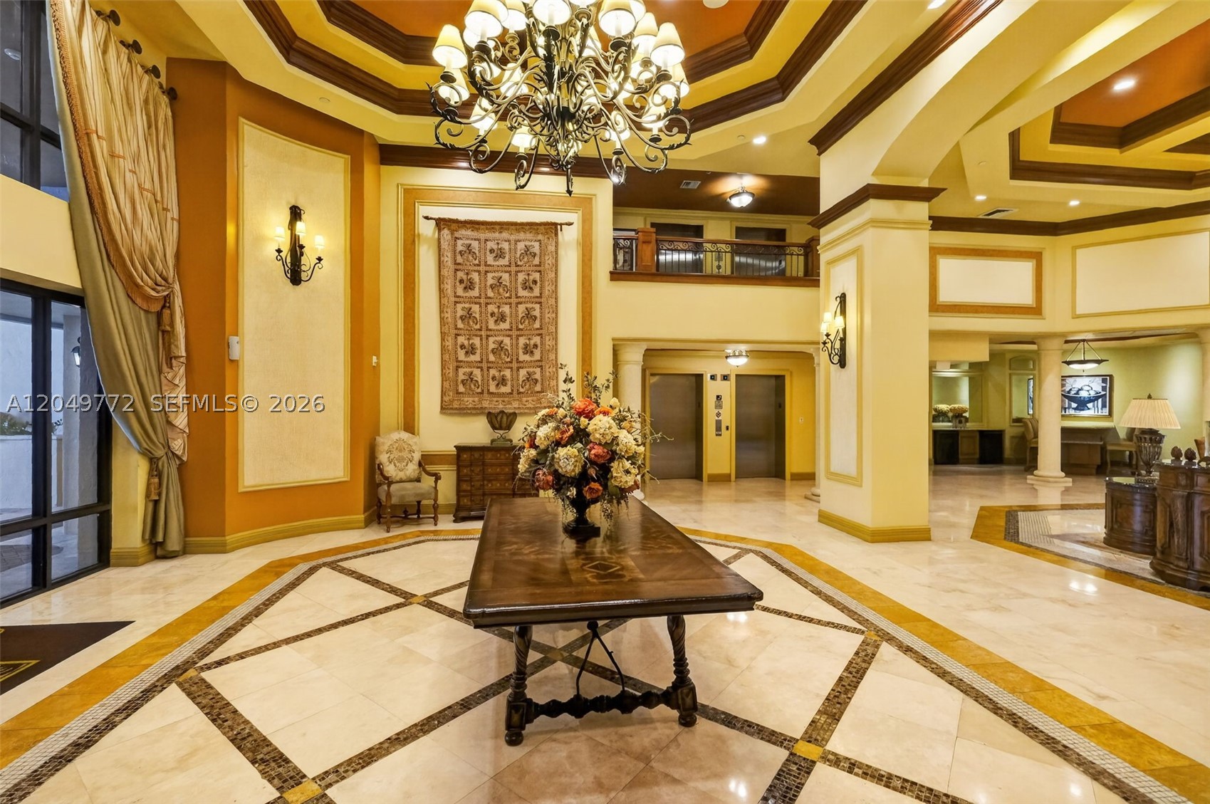 PUERTA DE PALMAS CONDO - Residential