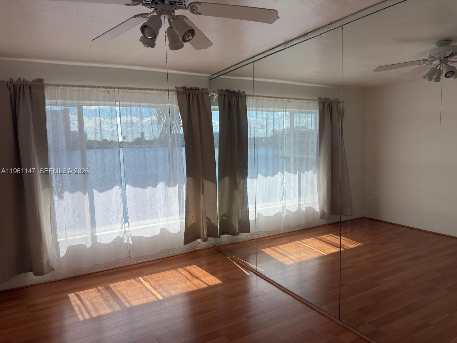 Waterfront Villas Skylake - Residential