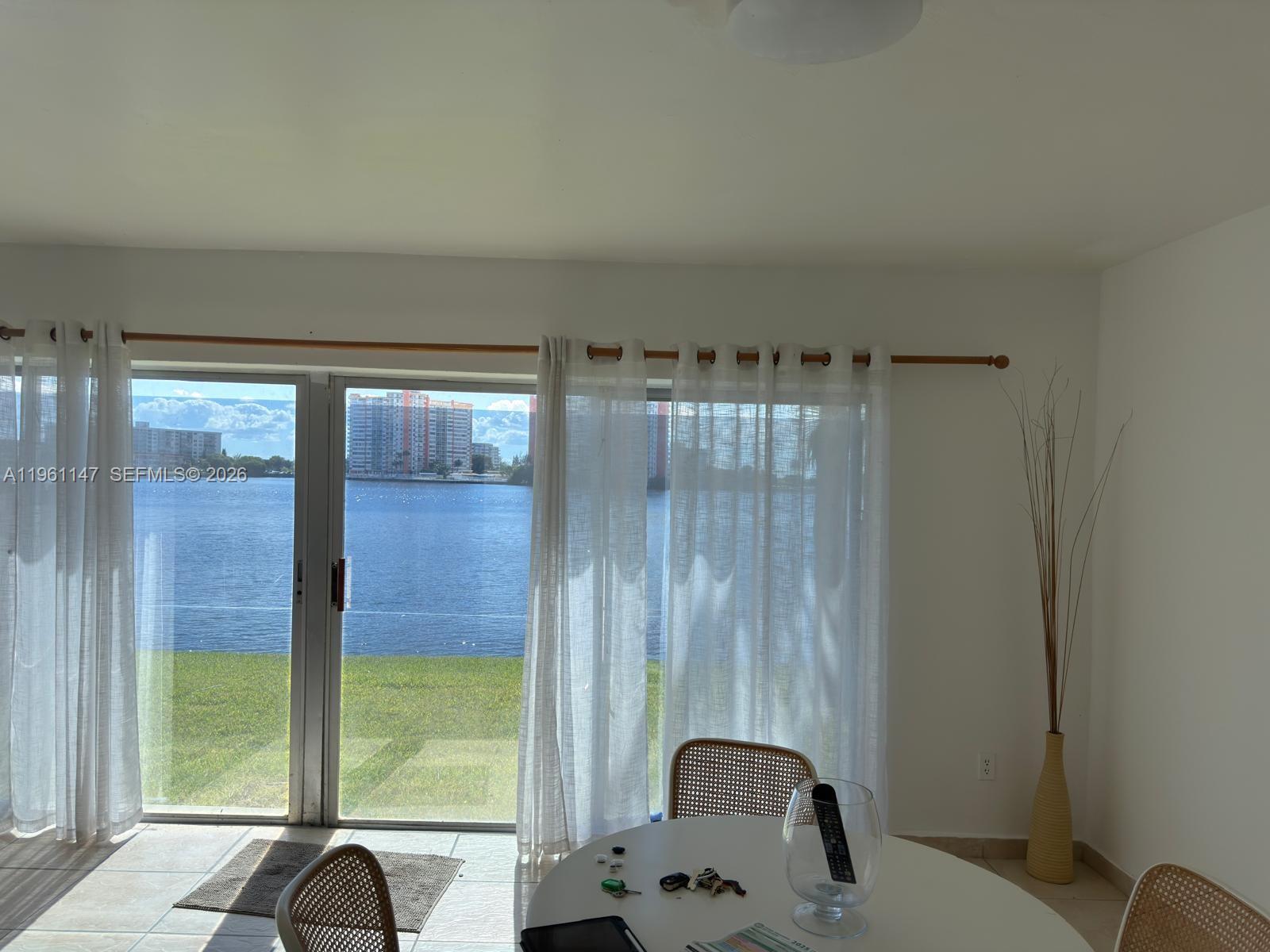 Waterfront Villas Skylake - Residential