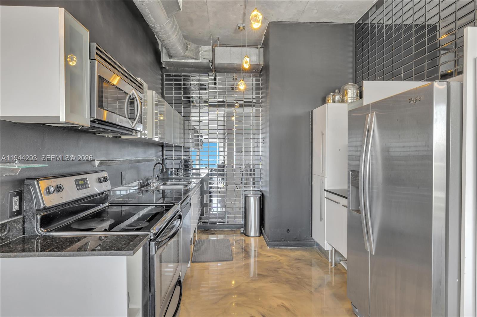 NEO CONDO - Residential