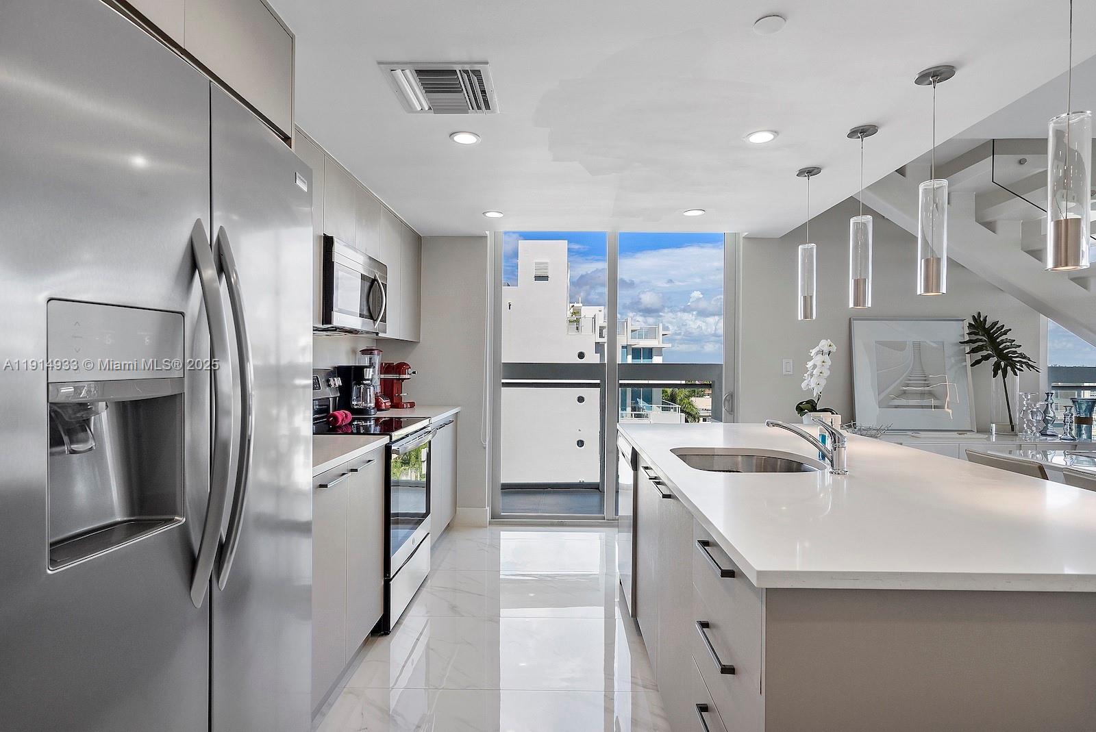 ONE BAY HARBOR CONDO - Residential