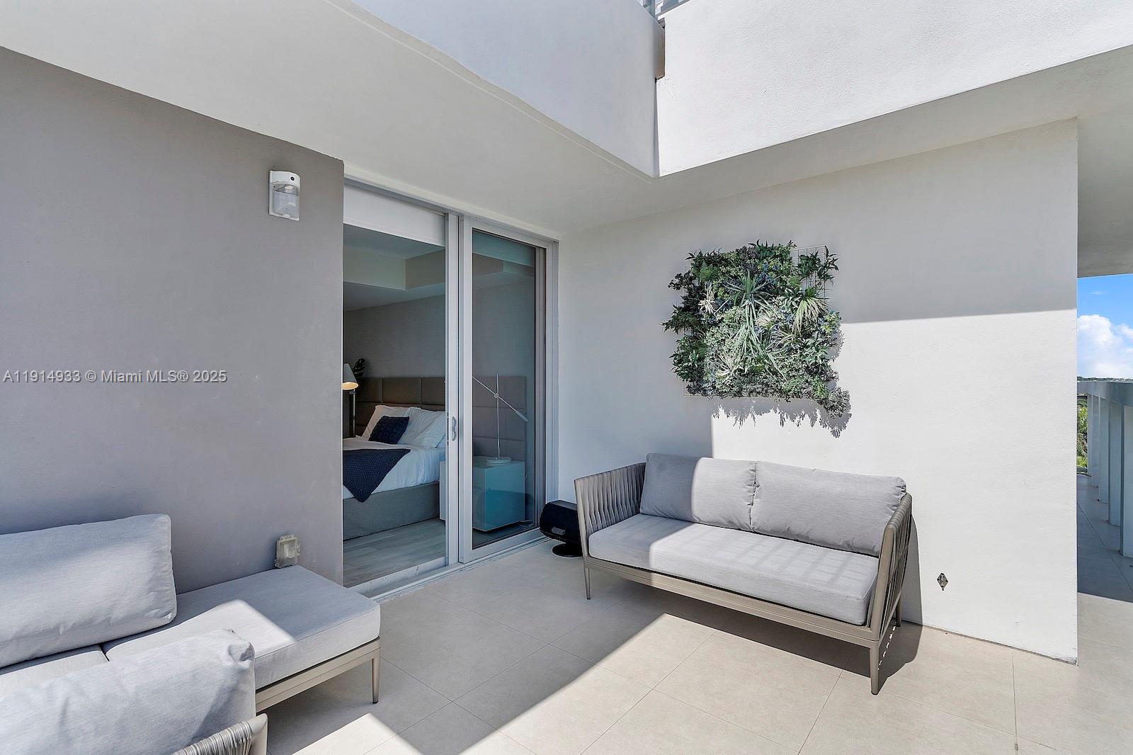 ONE BAY HARBOR CONDO - Residential