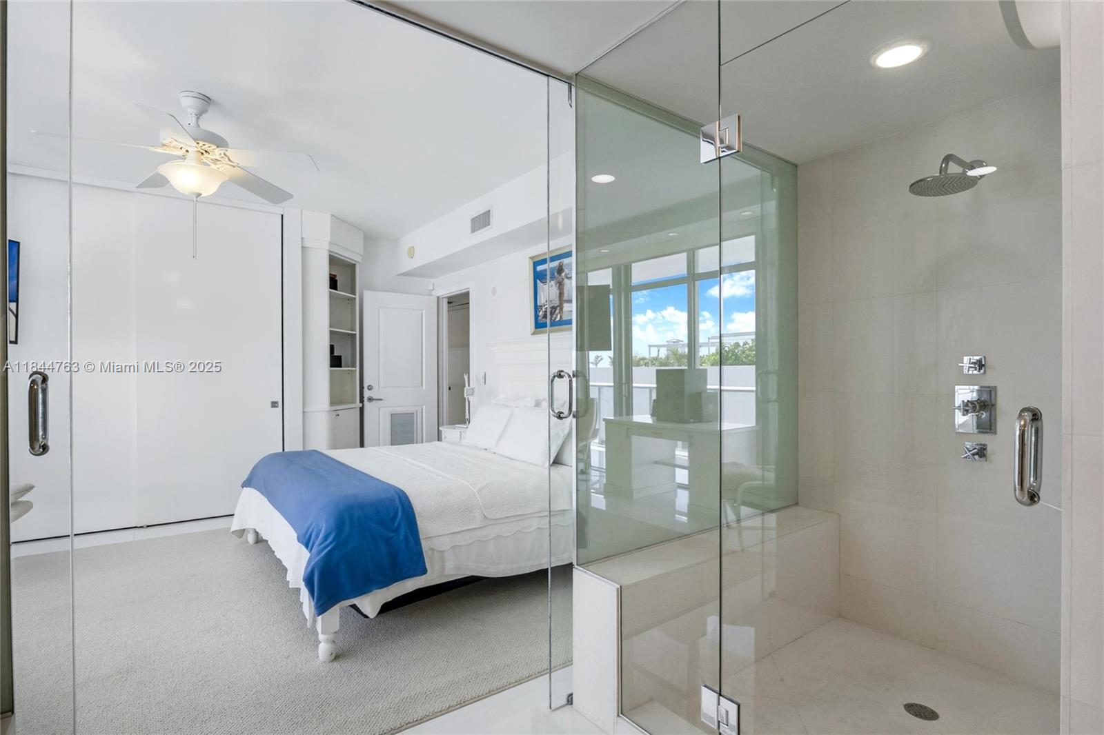 THE CARIBBEAN CONDO - Residential