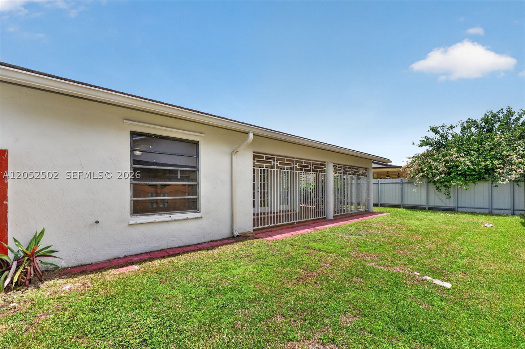 BIRD LAKES SOUTH SEC 1 - Residential