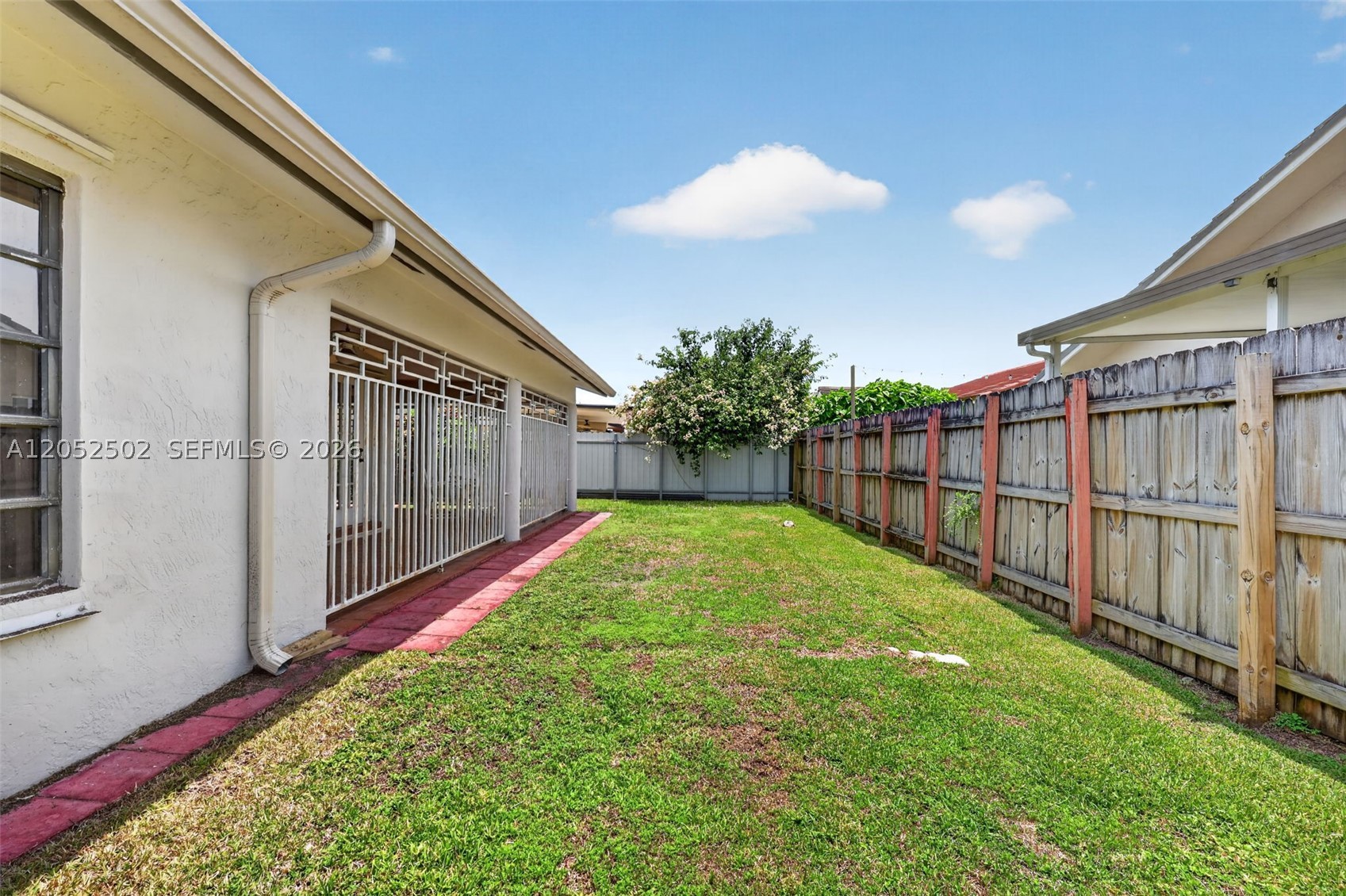 BIRD LAKES SOUTH SEC 1 - Residential