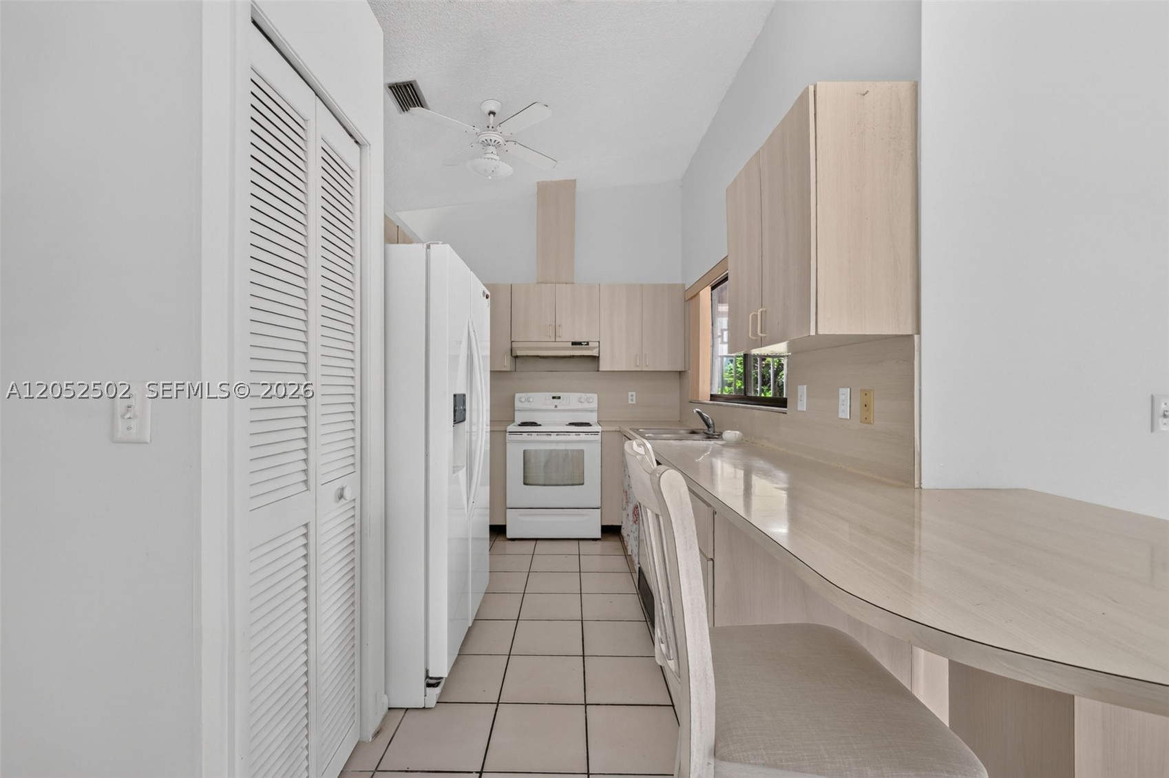 BIRD LAKES SOUTH SEC 1 - Residential