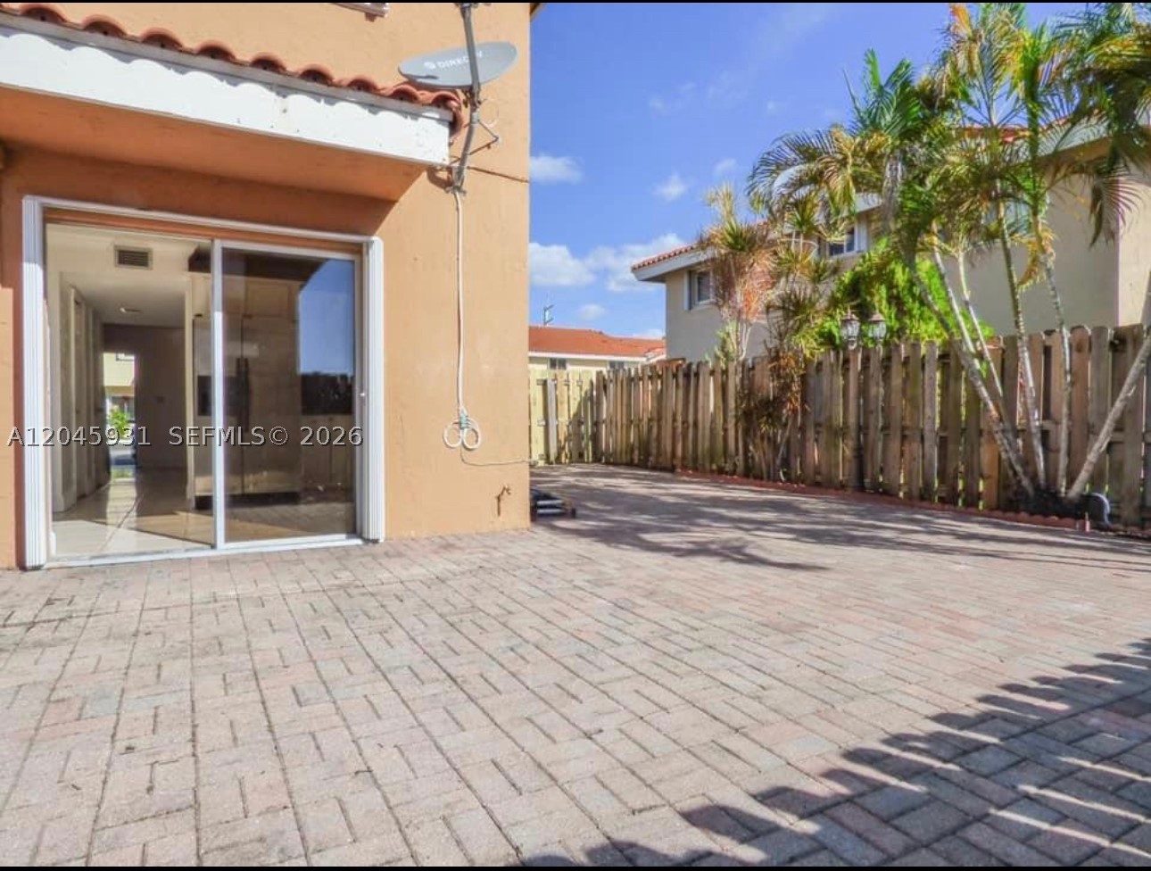 MIRA VILLAS CONDO - Residential Lease