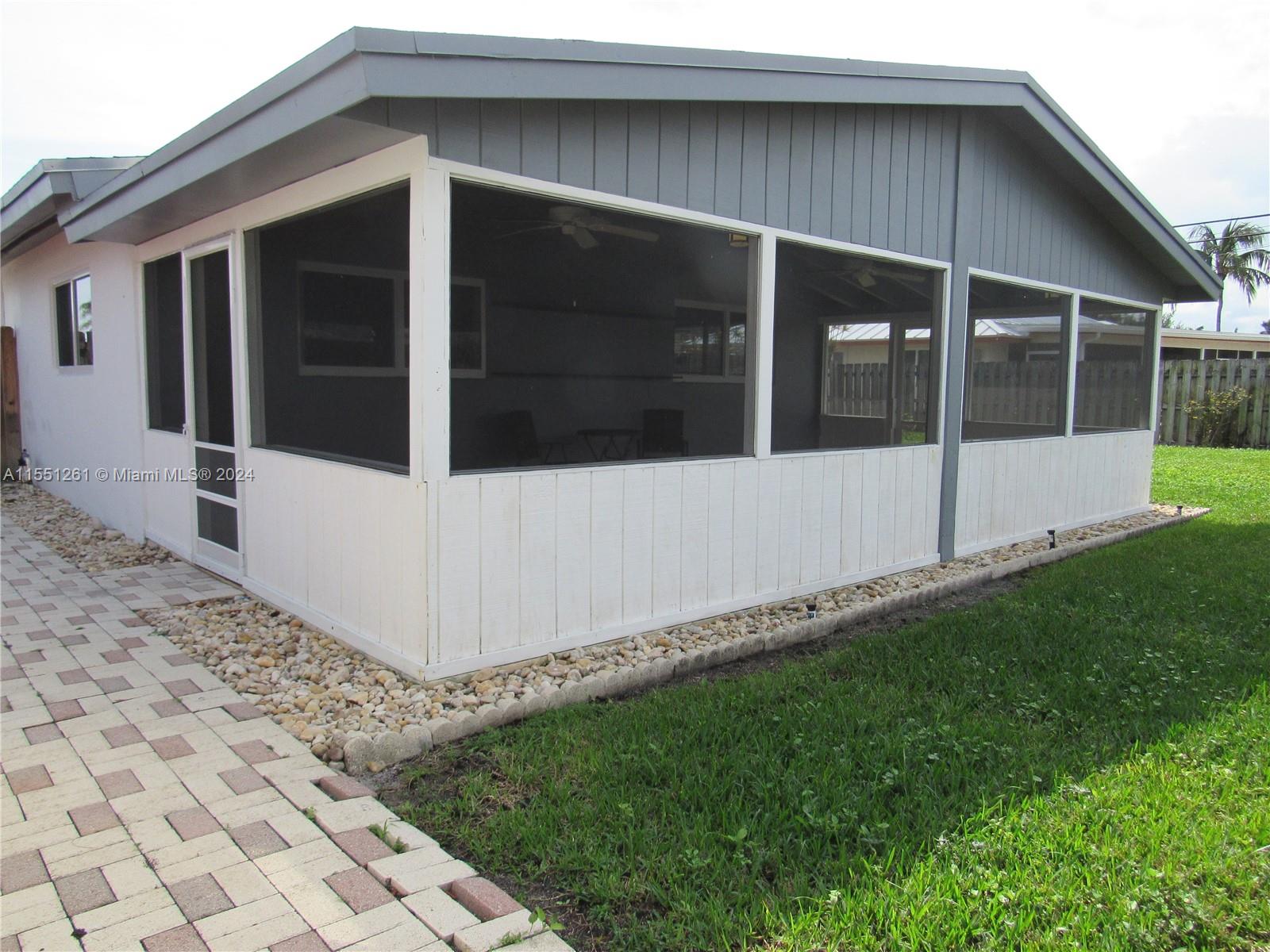 CHATHAM HILLS - Residential Lease
