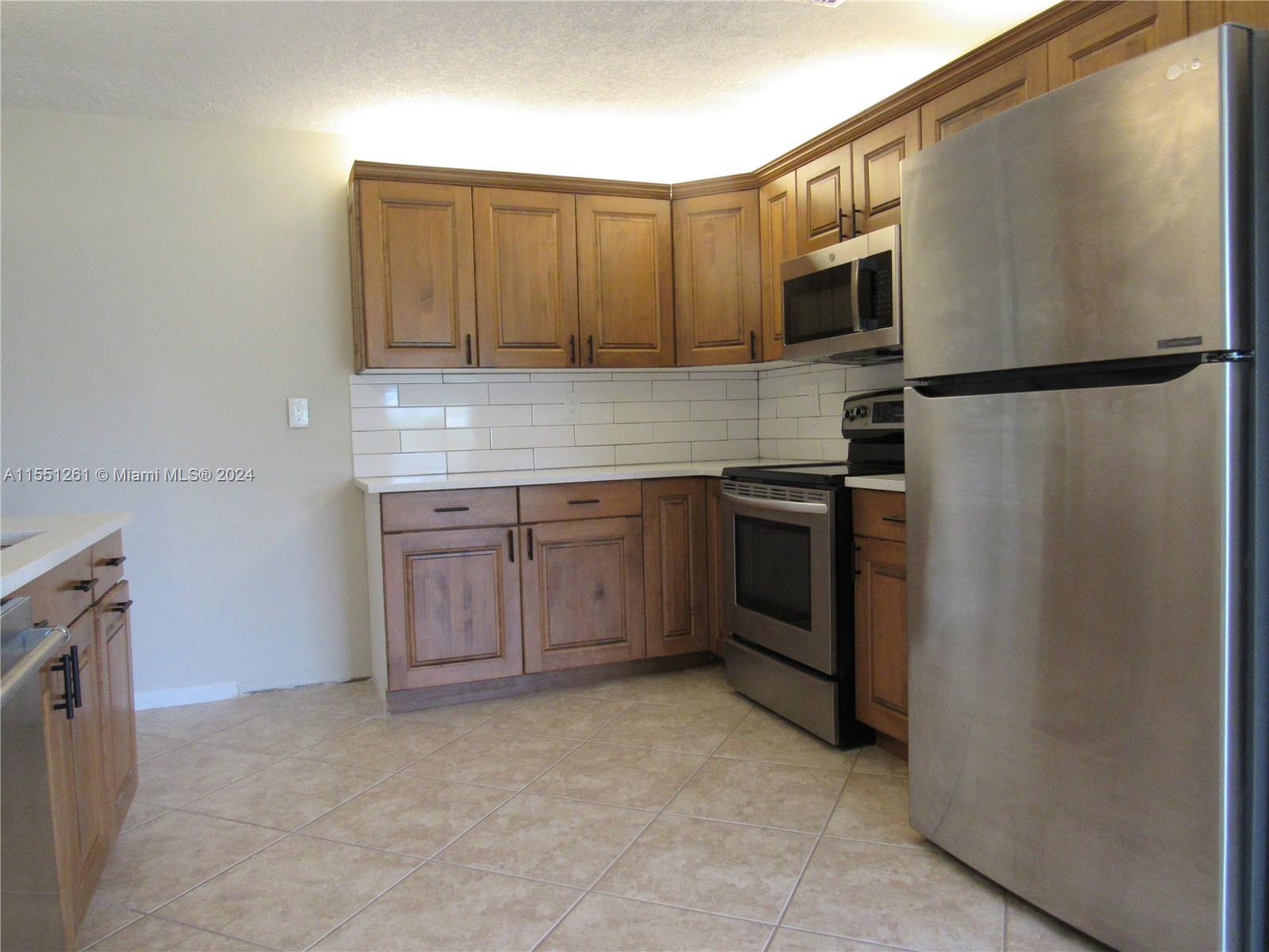 CHATHAM HILLS - Residential Lease