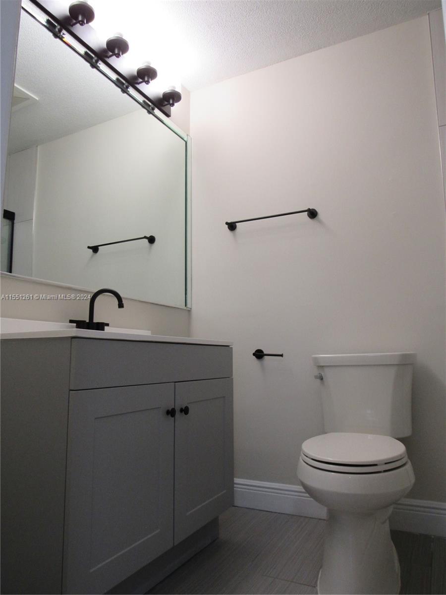 CHATHAM HILLS - Residential Lease