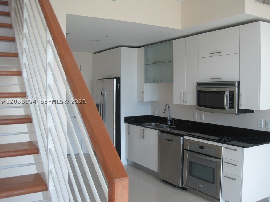 INFINITY AT BRICKELL COND - Residential Lease