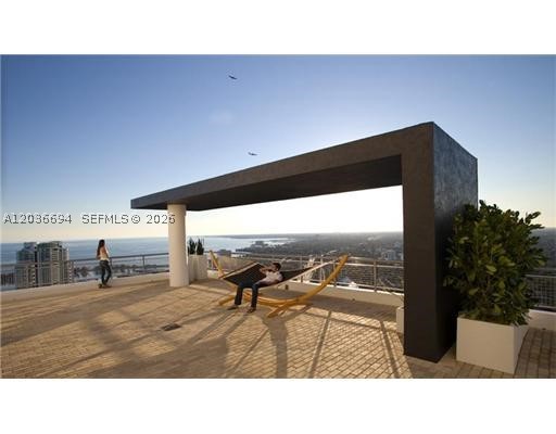 INFINITY AT BRICKELL COND - Residential Lease