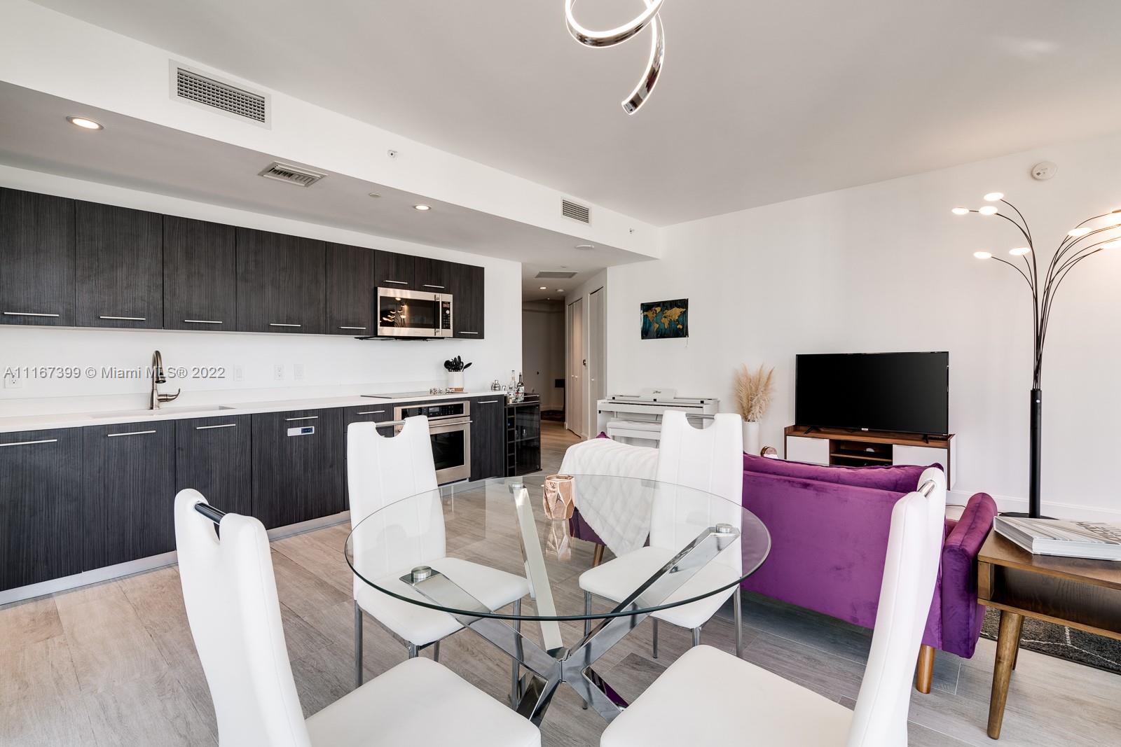 BRICKELL HEIGHTS EAST CON - Residential Lease
