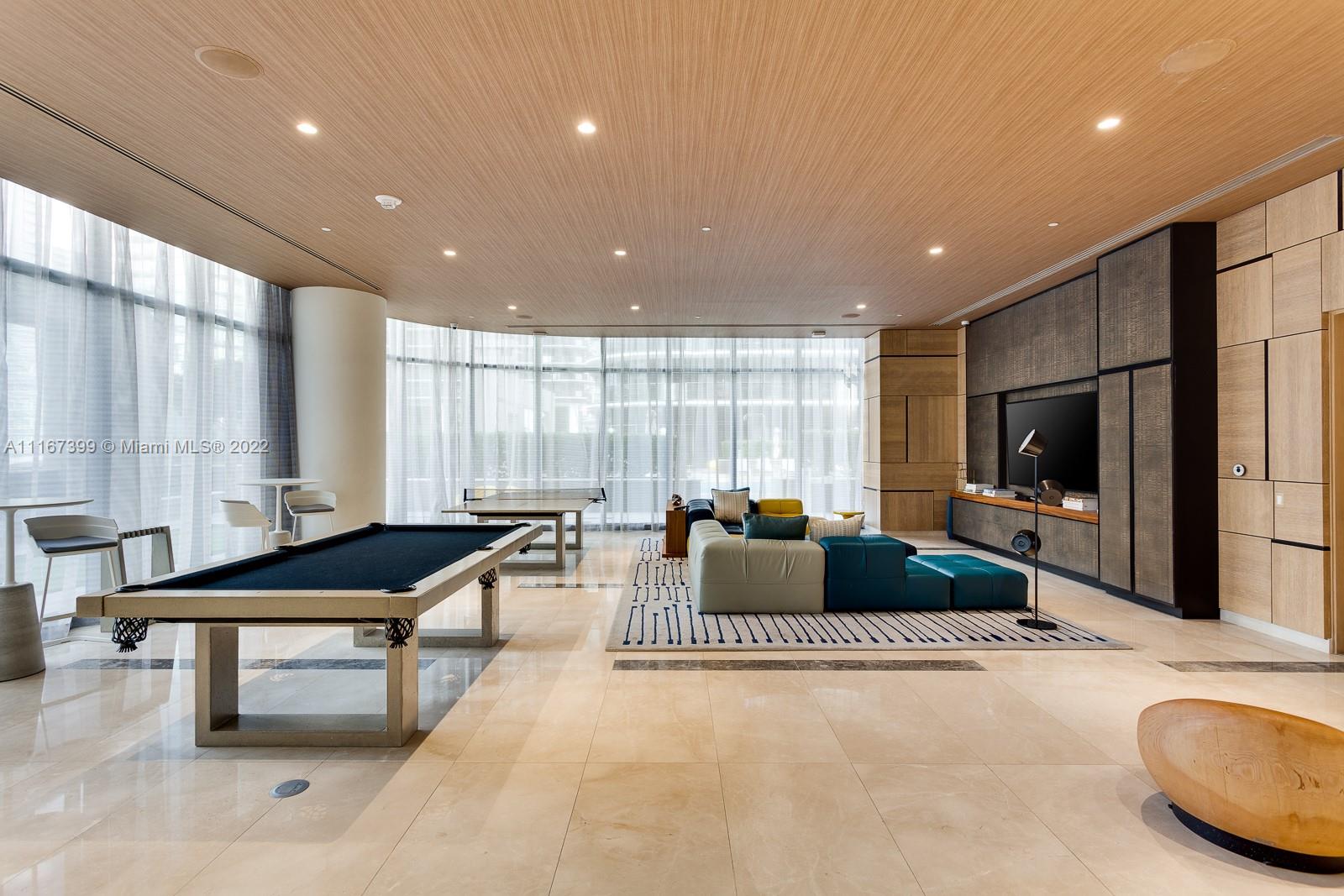 BRICKELL HEIGHTS EAST CON - Residential Lease