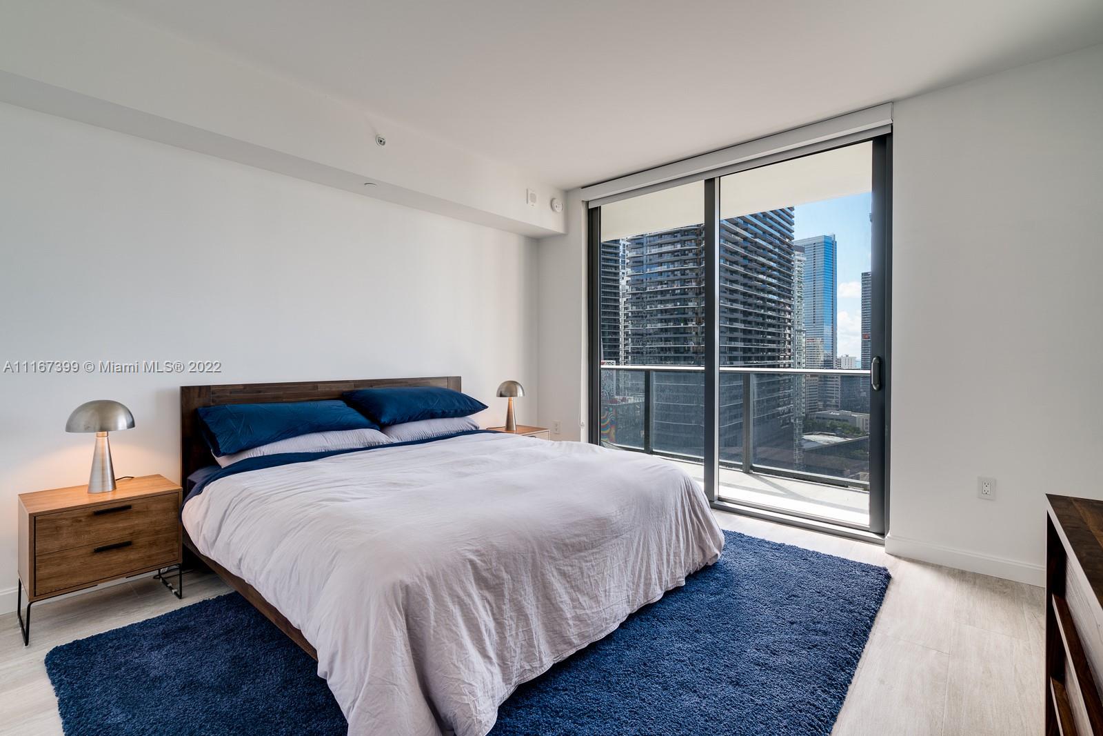 BRICKELL HEIGHTS EAST CON - Residential Lease