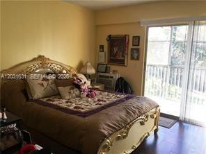 NEW HAMPTON AT CENTURY III - Residential