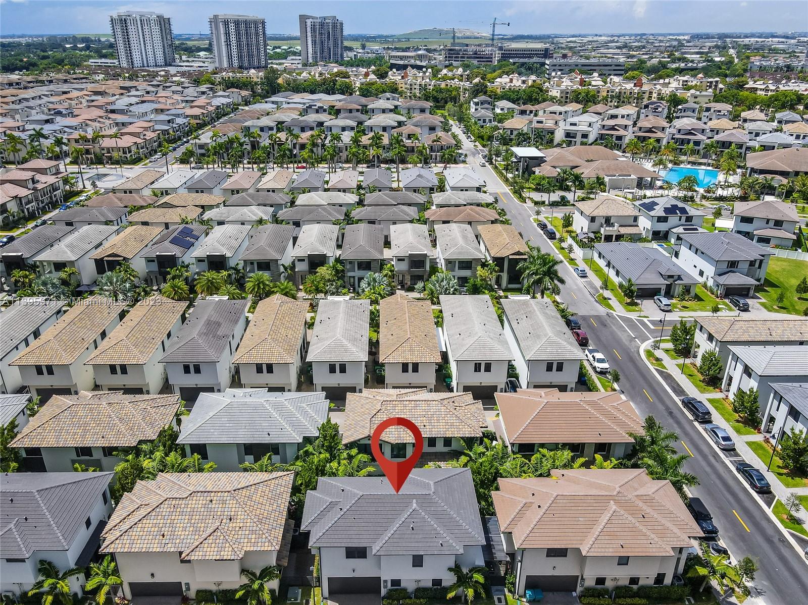 DOWNTOWN DORAL SOUTH PHAS - Residential Lease