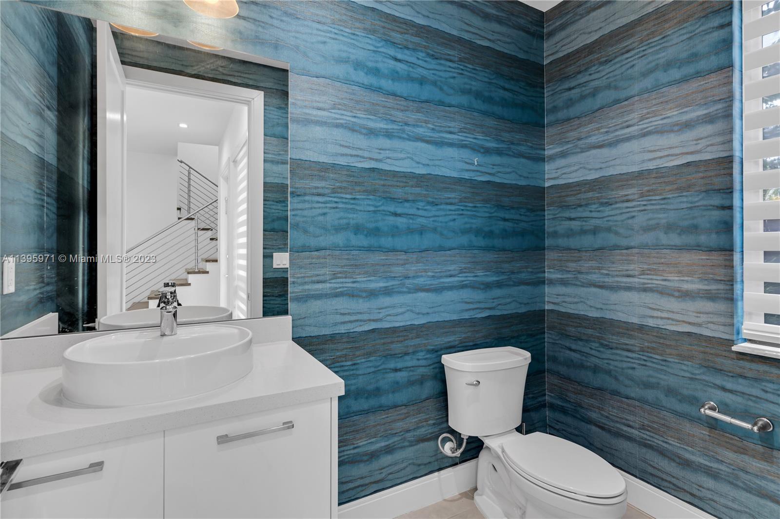DOWNTOWN DORAL SOUTH PHAS - Residential Lease