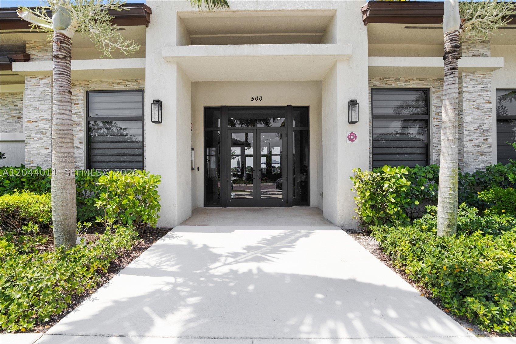 VIA VENTURA NEIGHBORHOOD - Residential