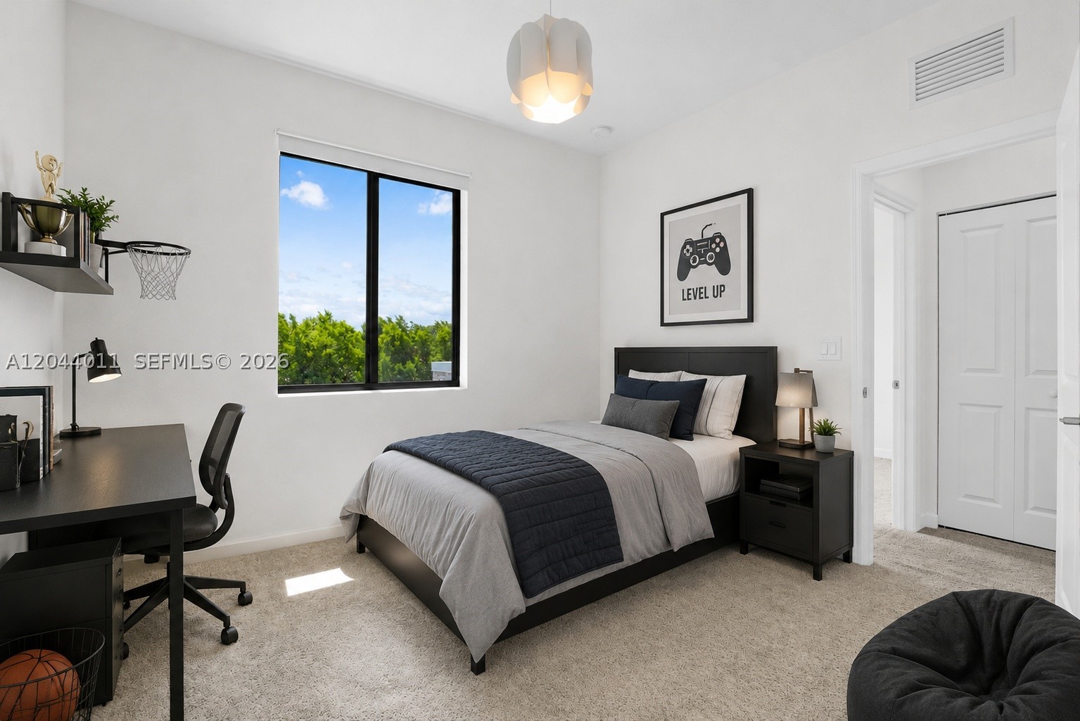 VIA VENTURA NEIGHBORHOOD - Residential
