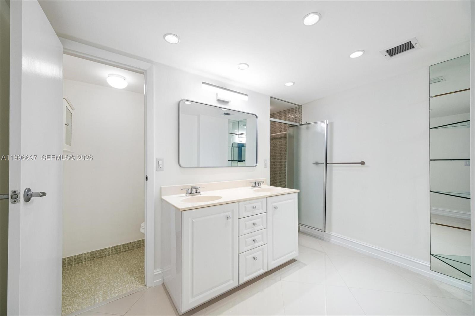 ALLINGTON TOWERS NORTH CO - Residential