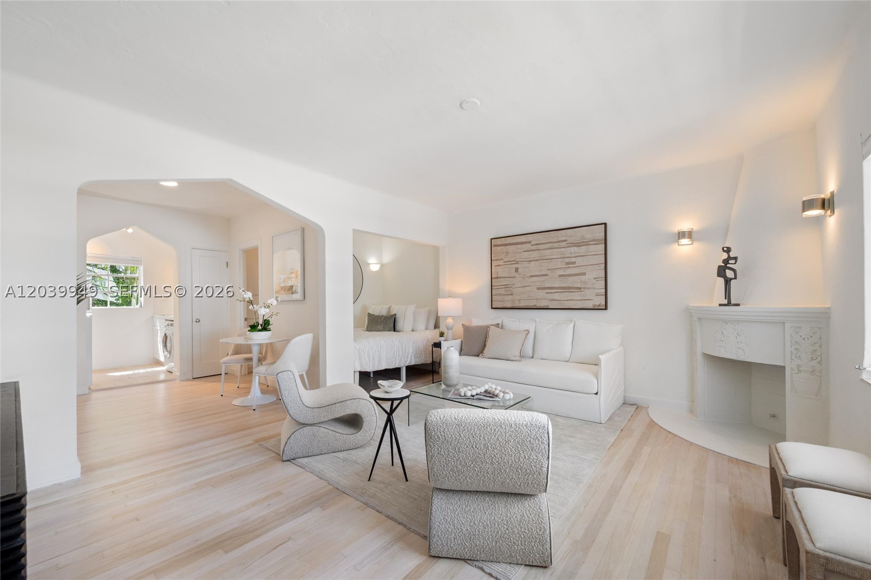 ESPANOLA COURT CONDO - Residential