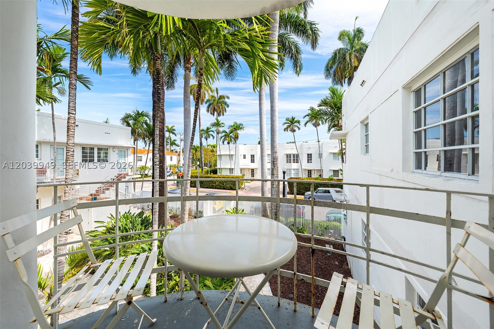 ESPANOLA COURT CONDO - Residential