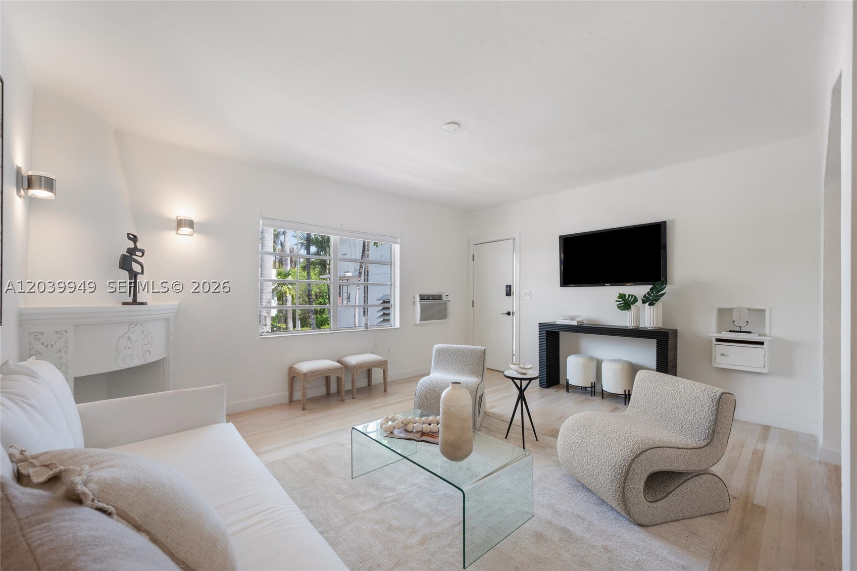 ESPANOLA COURT CONDO - Residential