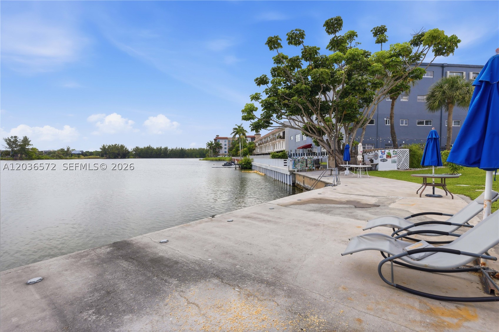 CHIPPER CONDO - Residential