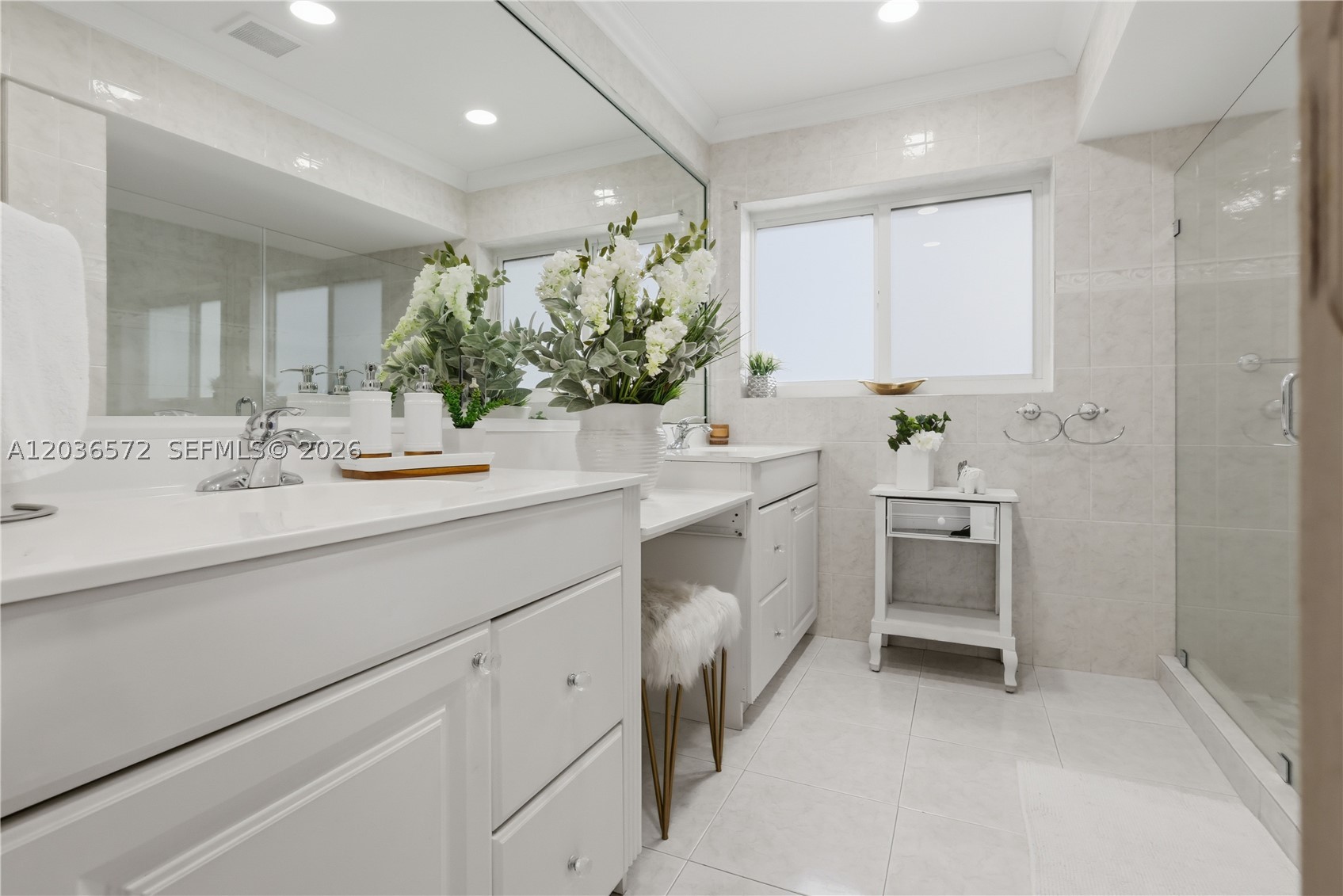 CHIPPER CONDO - Residential