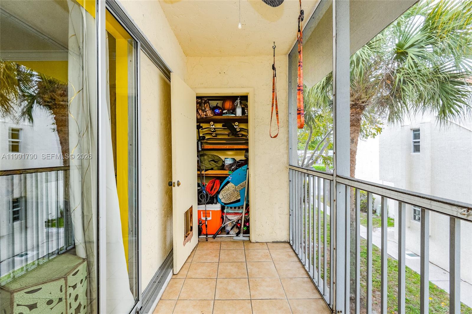 DEERFIELD PINES CONDO - Residential