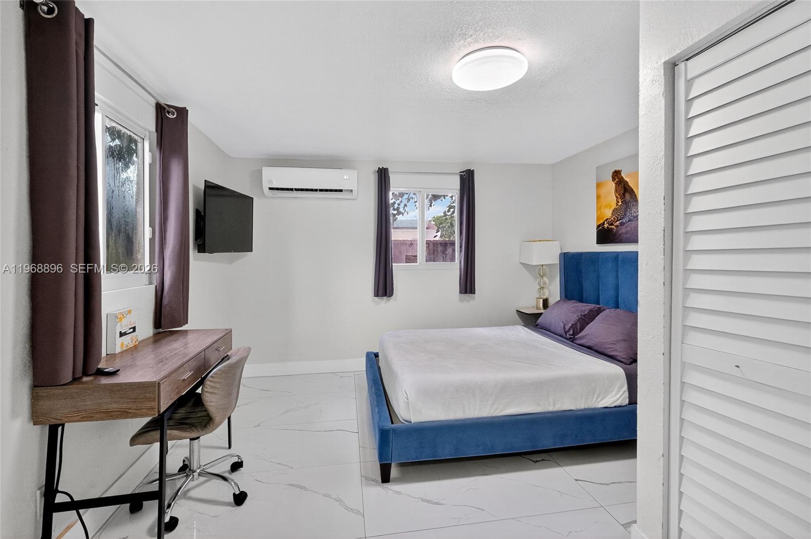 COLUMBIA PARK CORR PL - Residential