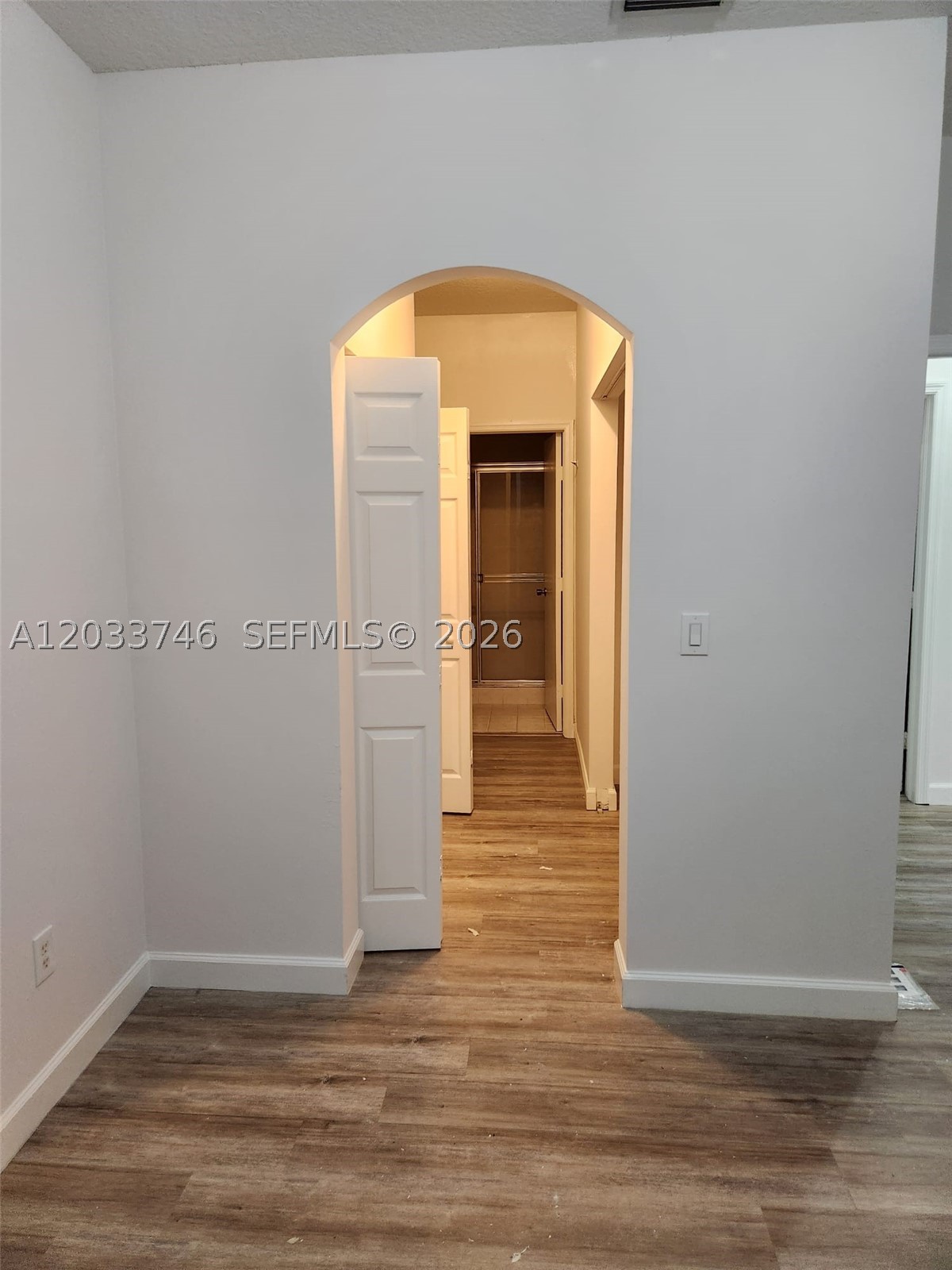 VILLAS AT HARBOR ISLES CO - Residential Lease
