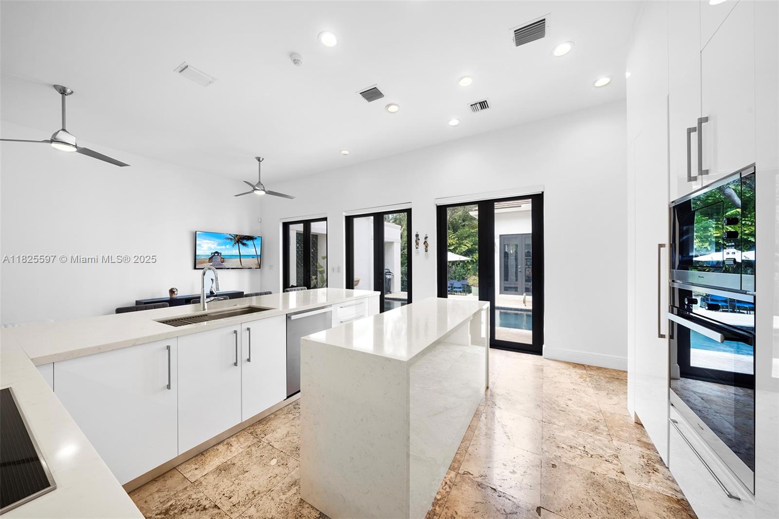 AMD & CORR PLAT OF SUNRIS - Residential Lease
