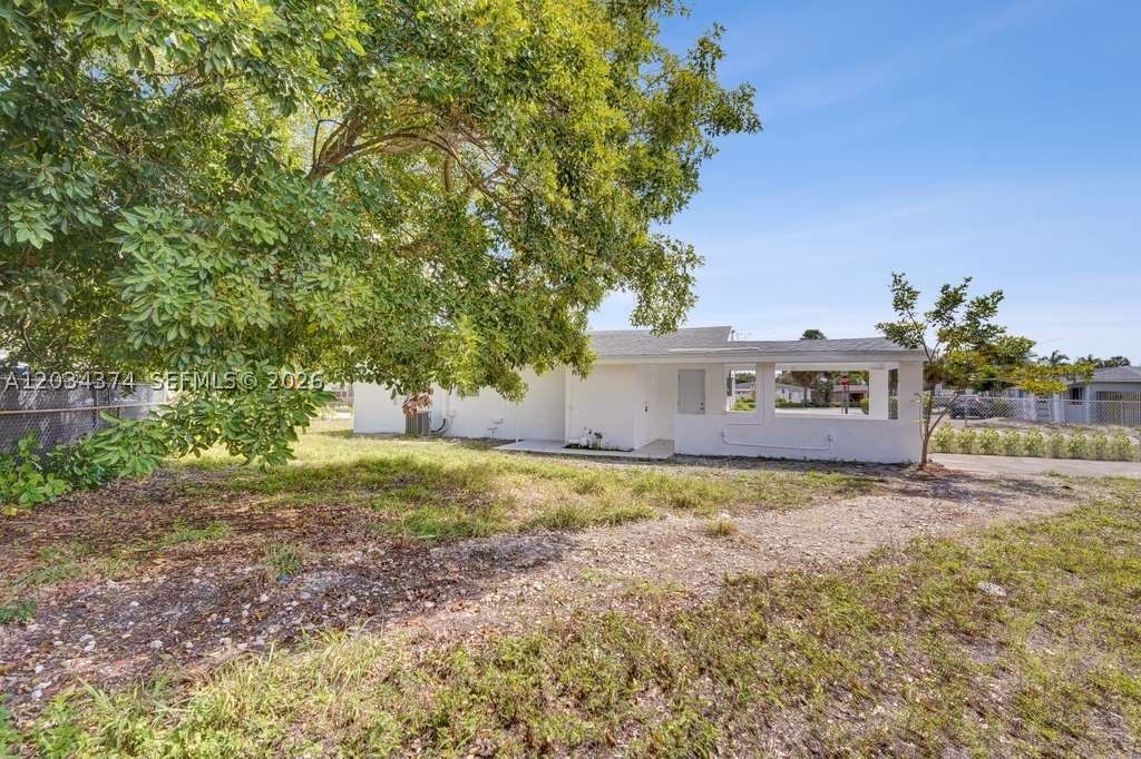 NORTH ANDREWS GARDENS FIR - Residential