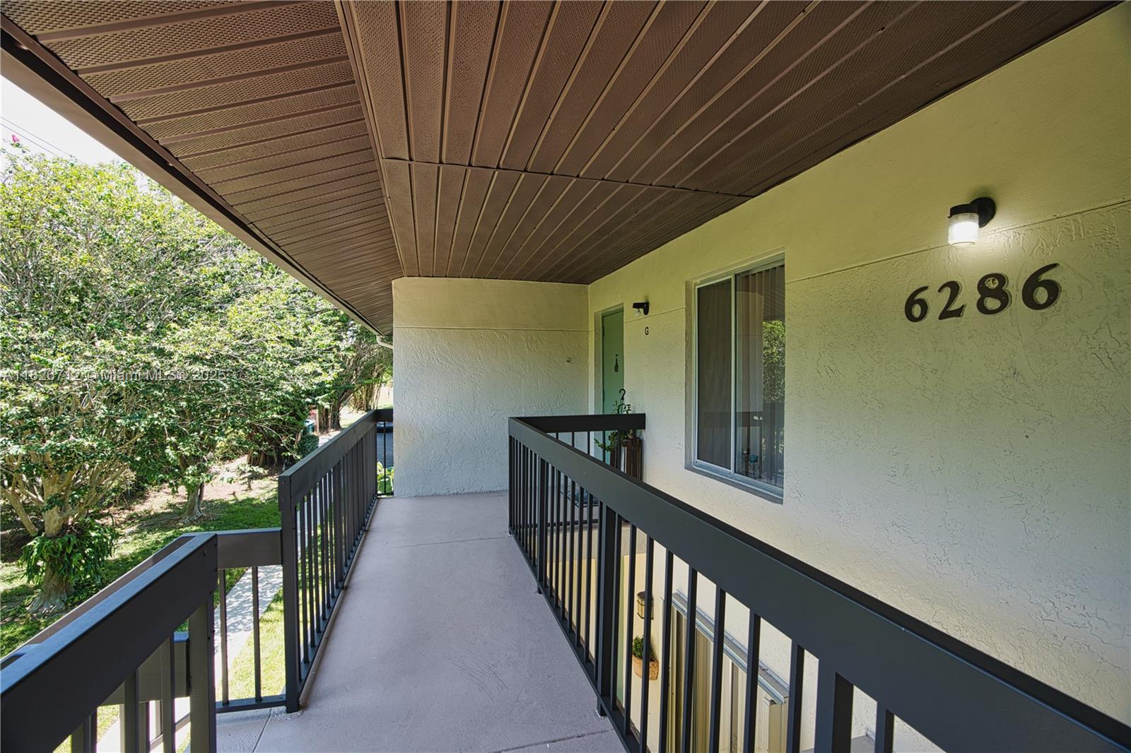 CHASEWOOD OF JUPITER COND - Residential