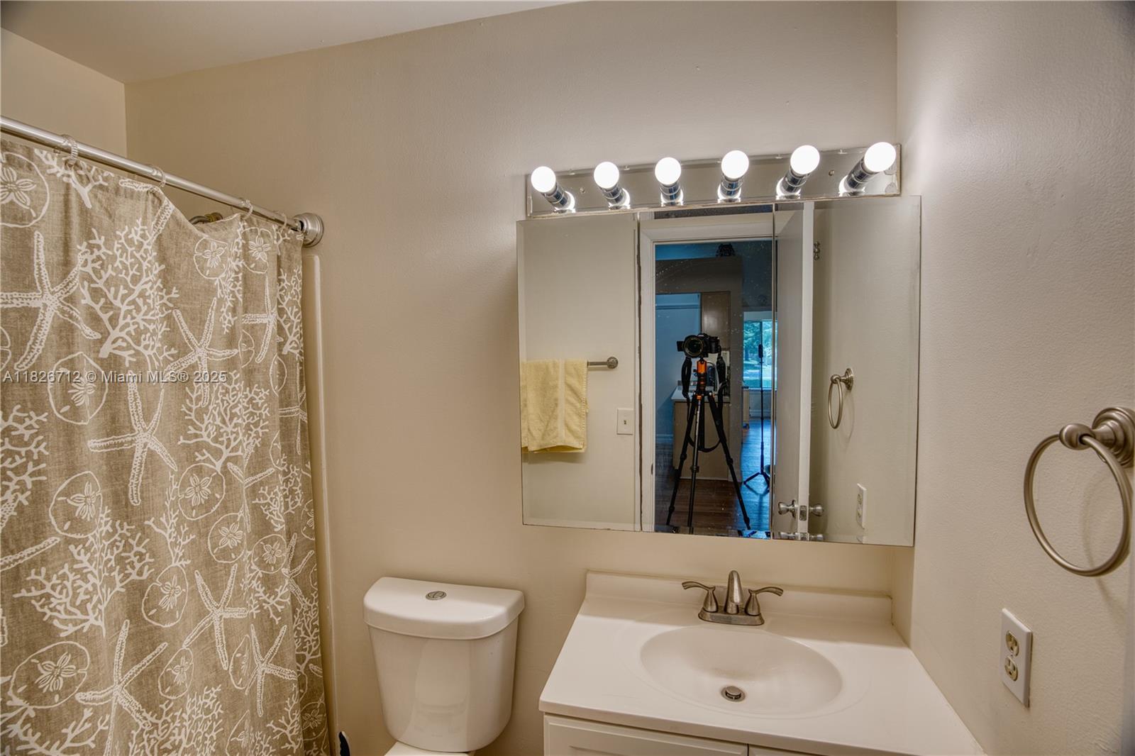 CHASEWOOD OF JUPITER COND - Residential