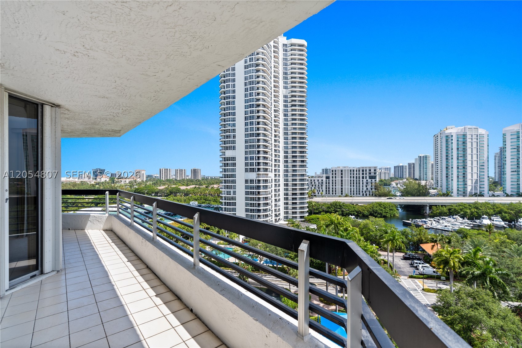 MYSTIC POINTE CONDO NO ON - Residential