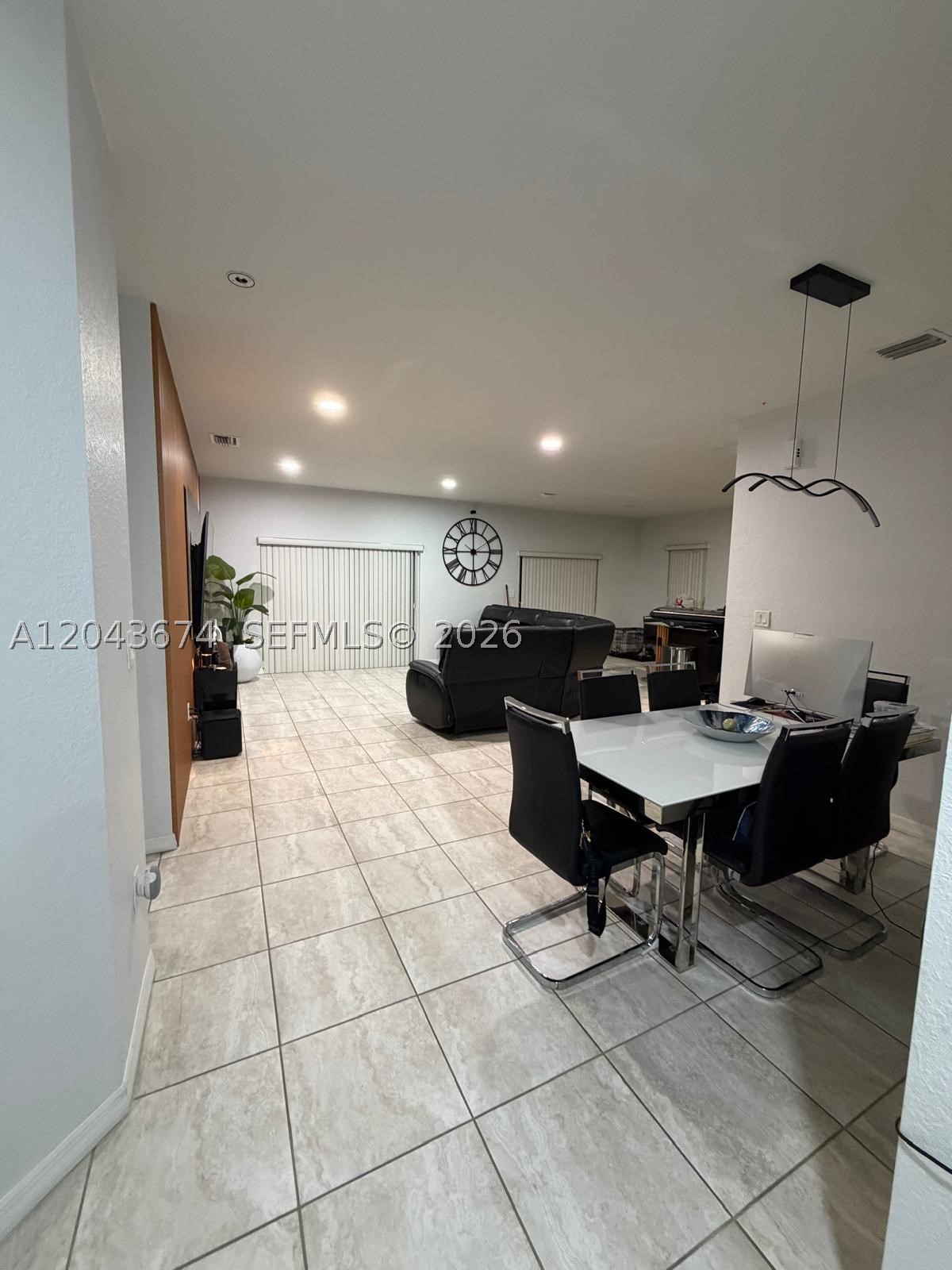 CEDAR CREEK - Residential Lease