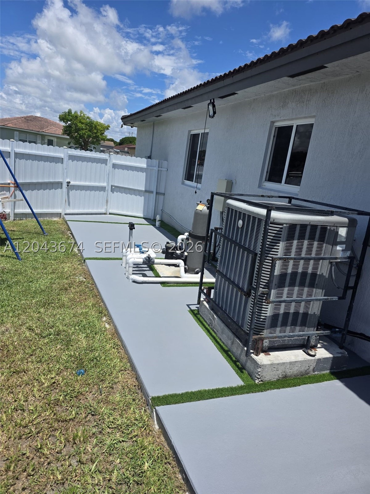 CEDAR CREEK - Residential Lease