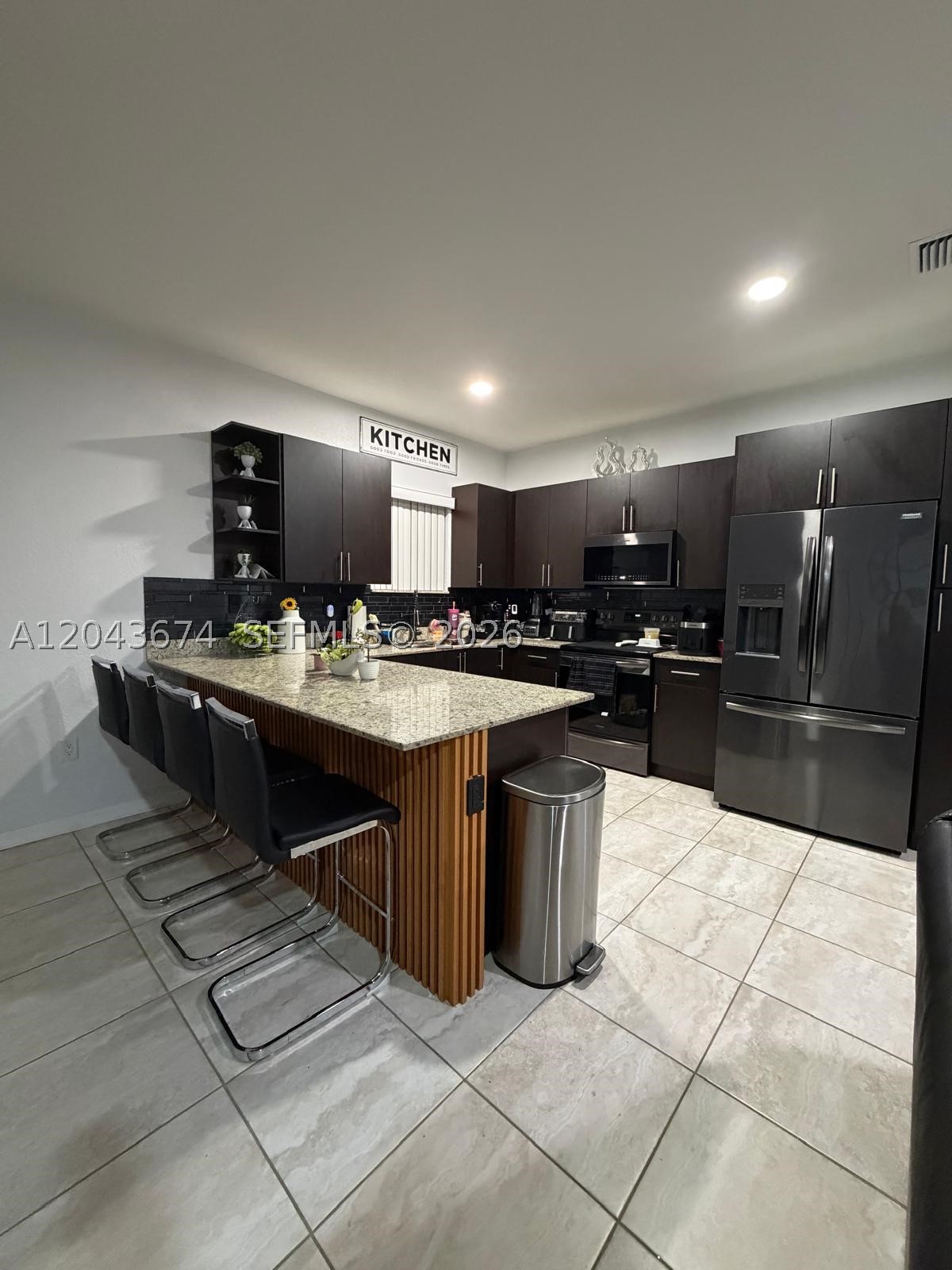 CEDAR CREEK - Residential Lease