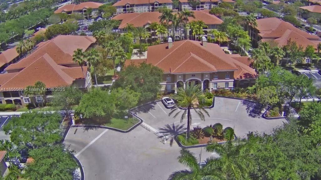 MARQUESA CONDO - Residential
