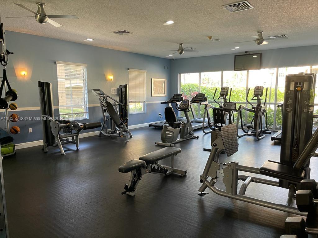 MARQUESA CONDO - Residential