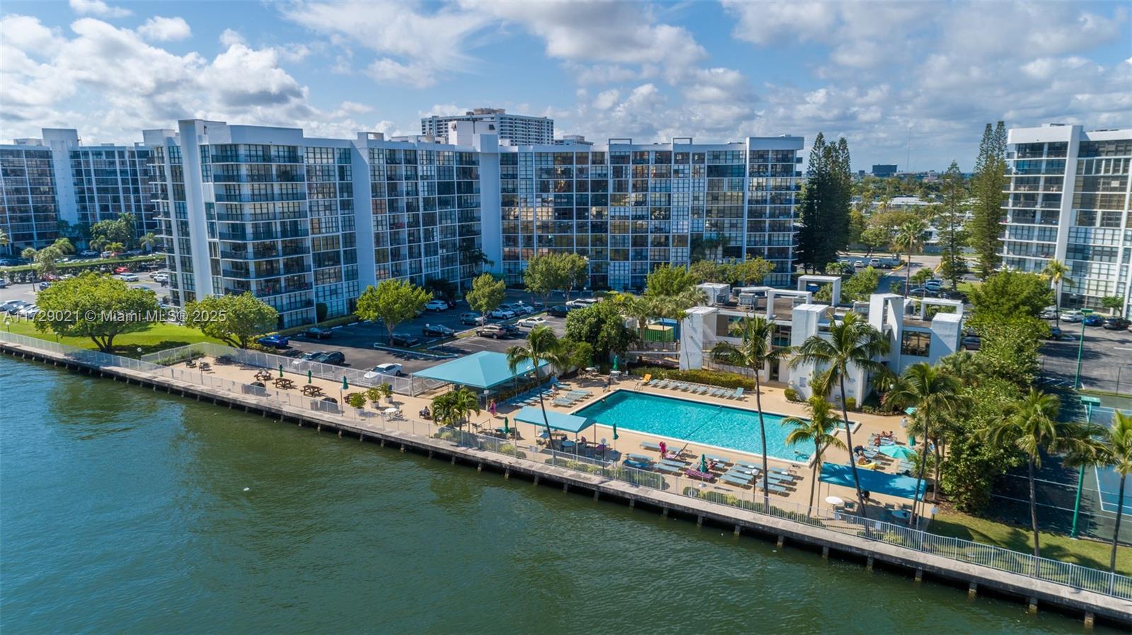 OCEANVIEW PARK CONDO - Residential