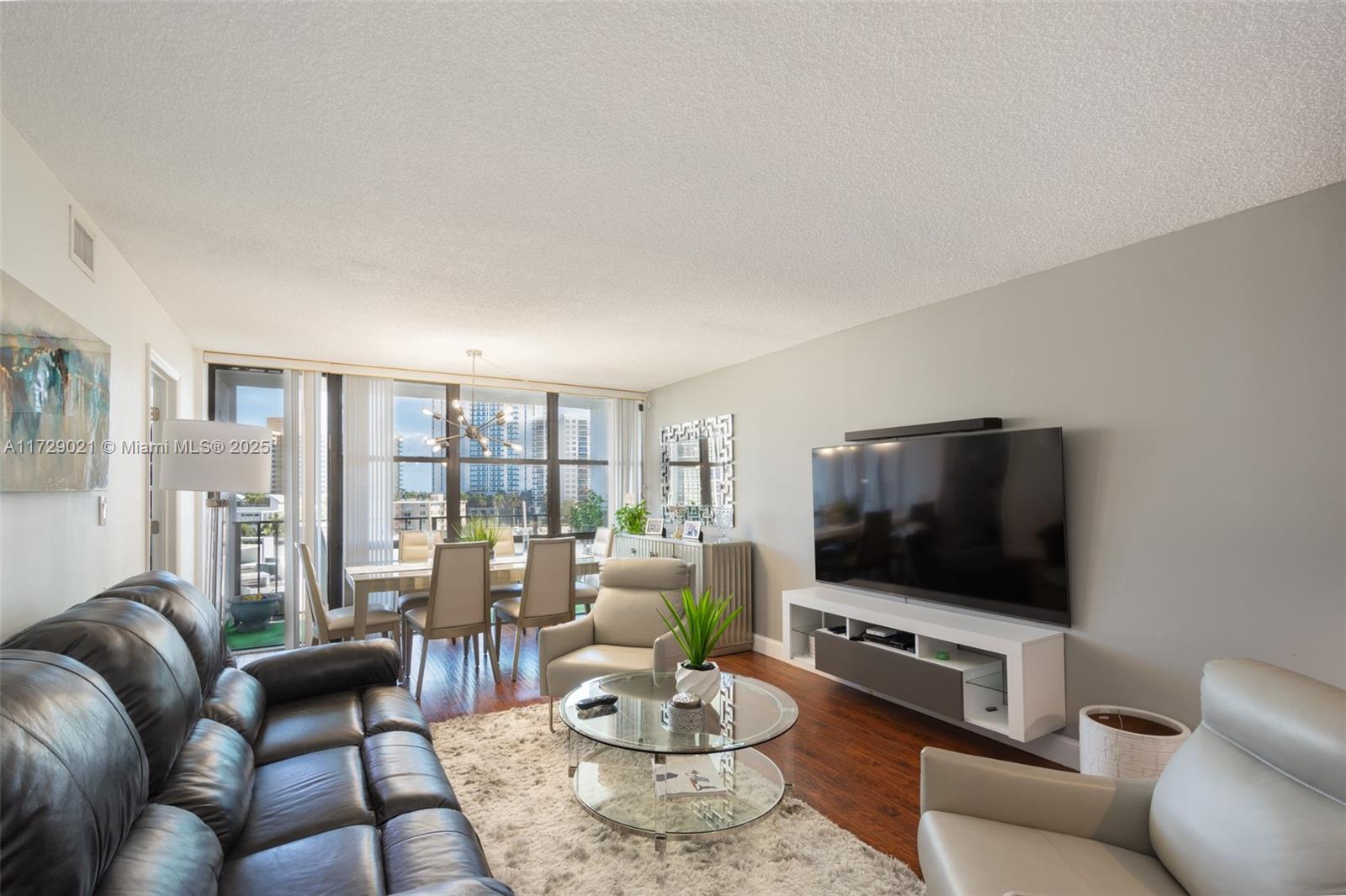 OCEANVIEW PARK CONDO - Residential